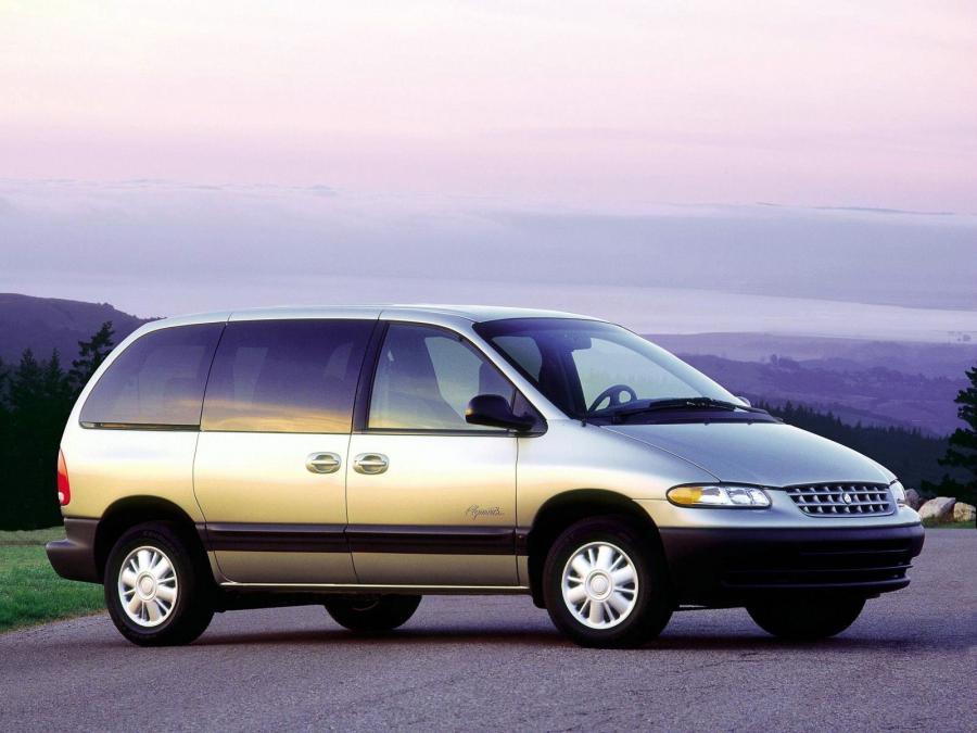  Plymouth Voyager 1995 года  (фото 2 из 6)